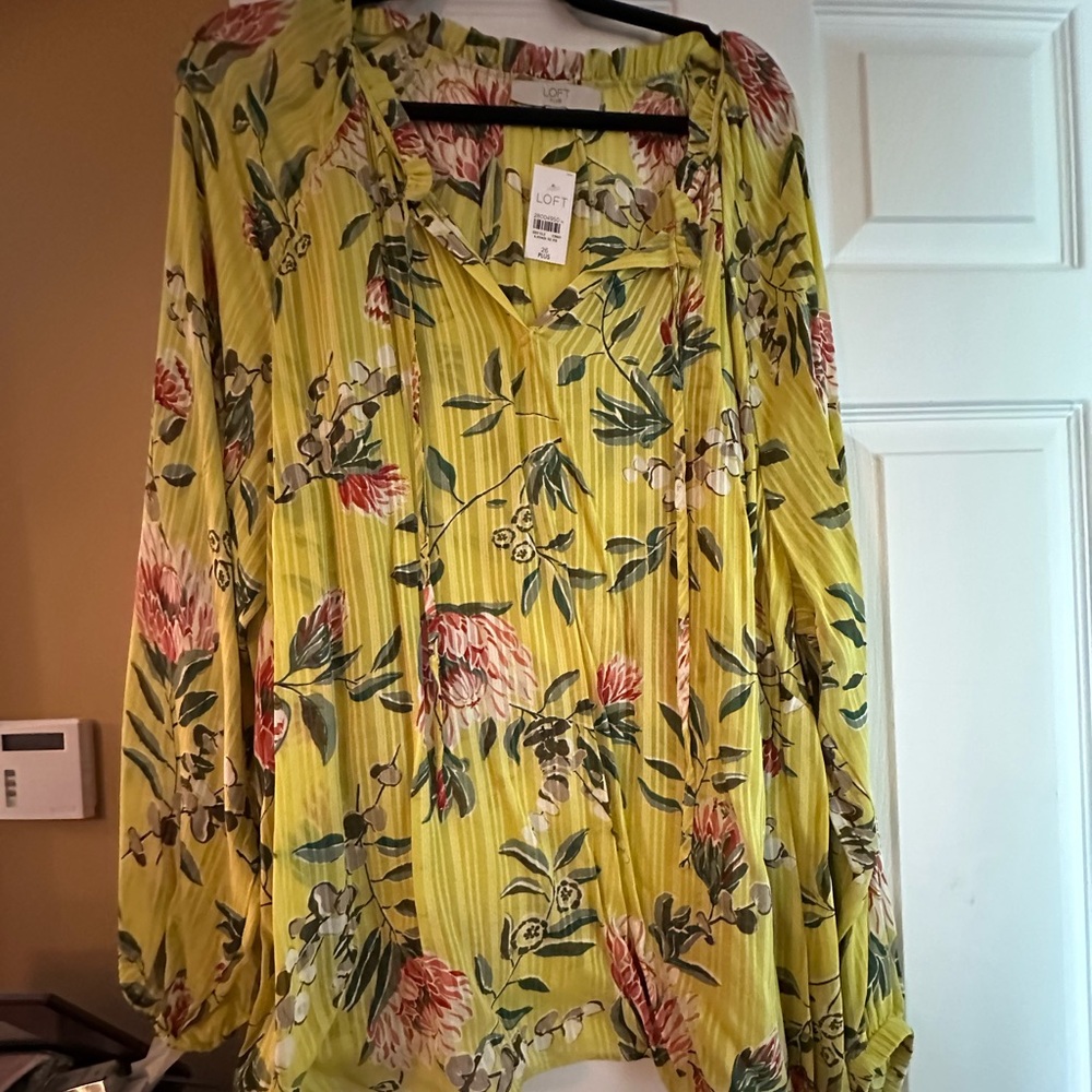 They weight long sleeve blouse